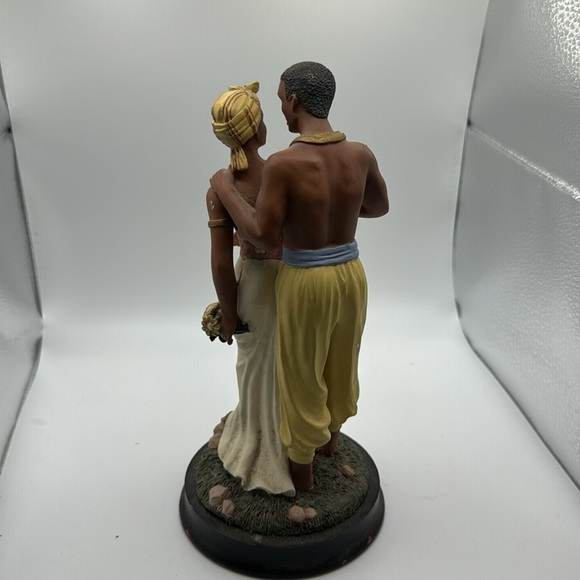 Ebony Treasures African Man and Woman Figurine - United Treasures, Inc - Picture 6 of 8